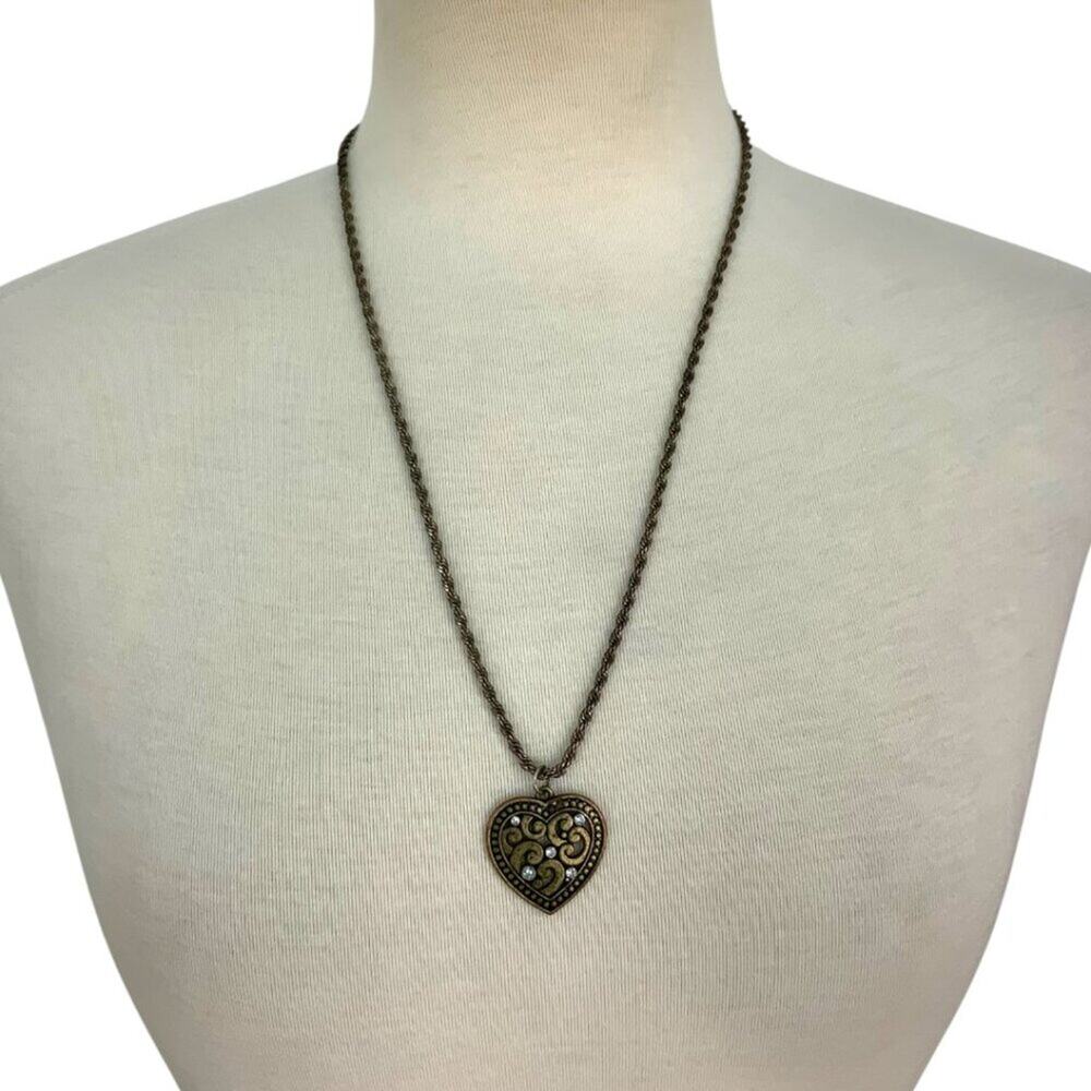 Vintage Openwork Metal Heart Pendant Necklace